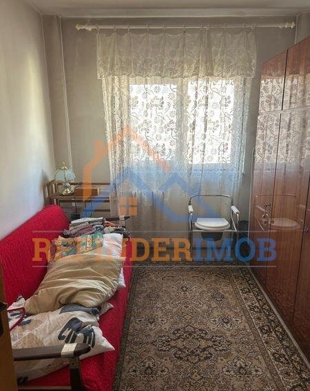 Salajan Apartament de vanzare 3 camere,  Metrou Nicolae Grigorescu